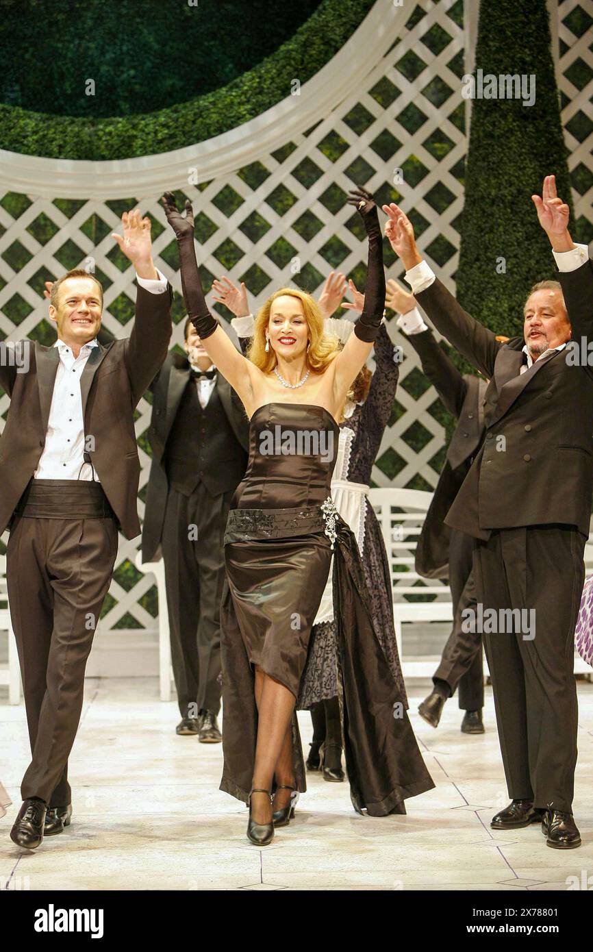 l-r: Paul Robinson (Mike Connor), Jerry Hall (Mother Lord), James Jordan (Seth Lord) in HIGH SOCIETY at the Shaftesbury Theatre, London WC2  10/10/2005  an Open Air Theatre Regent's Park production  music & lyrics: Cole Porter  book: Arthur Kopit  based on the play 'The Philadelphia Story'  design: Paul Farnsworth  lighting: Jason Taylor  choreography: Gillian Gregory  director: Ian Talbot Stock Photo