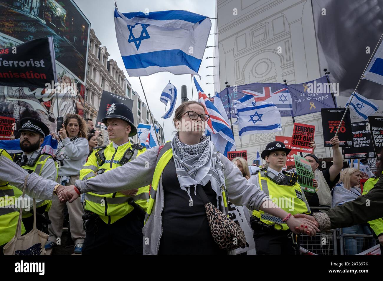 london-uk-18th-may-2024-pro-palestinian-nakba-march-through
