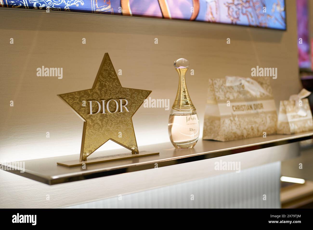 J'adore, dior hi-res stock photography and images - Alamy