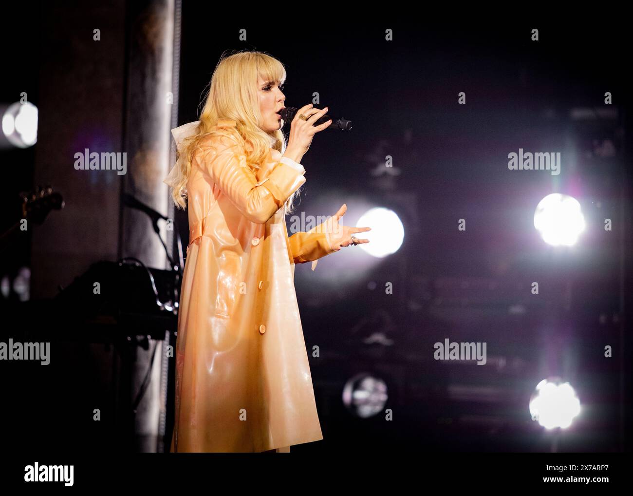 Paloma faith 2024 tour hires stock photography and images Alamy