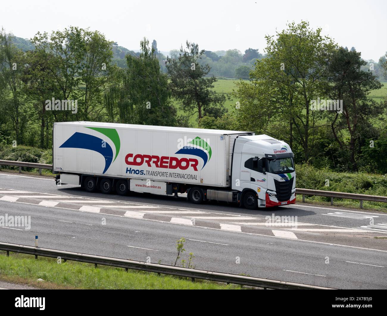 Corredor lorry, M40 motorway, Warwickshire, UK Stock Photo - Alamy