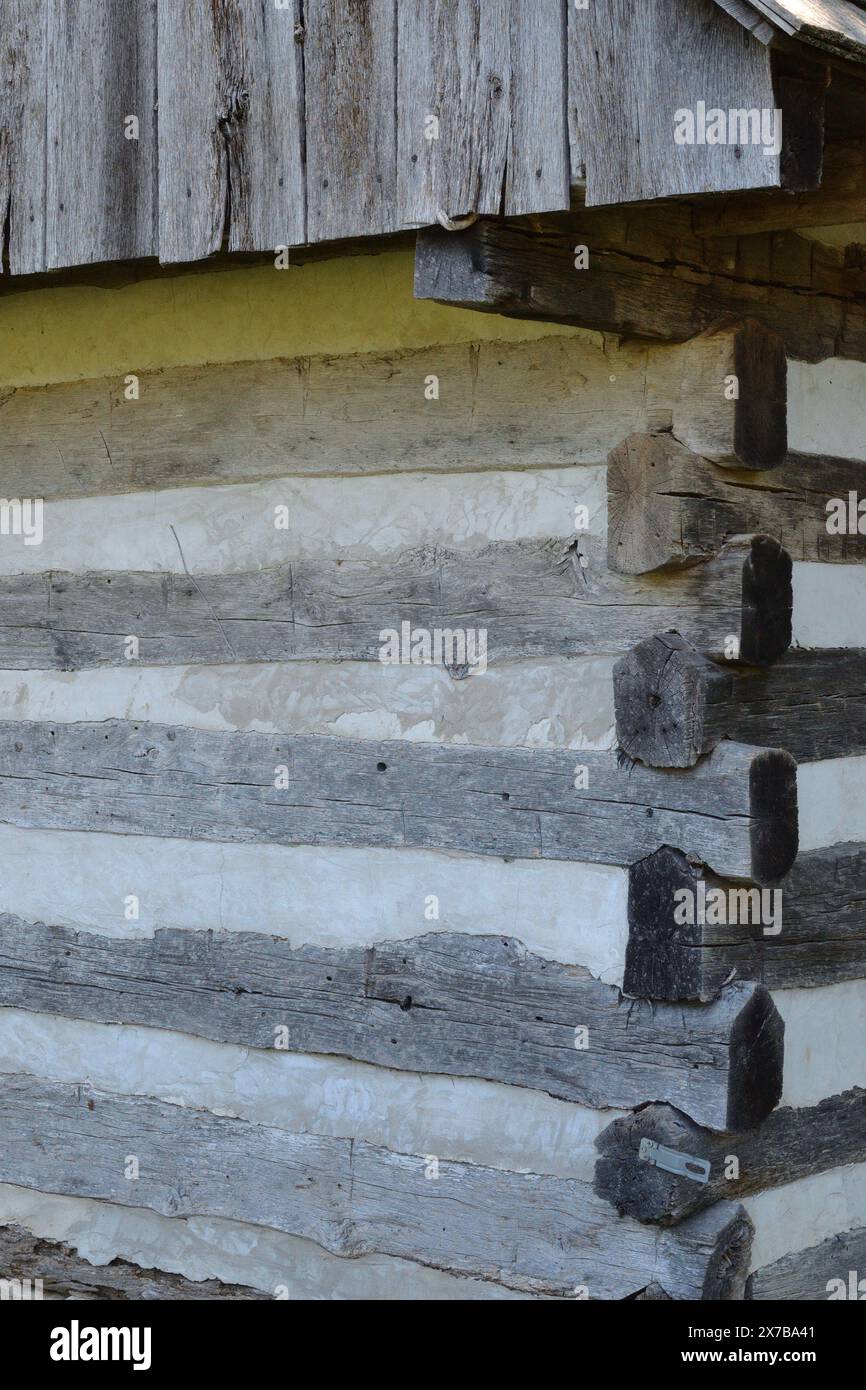 Log home hi-res stock photography and images - Alamy