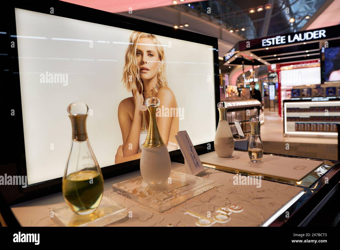 Airport duty free perfume hi res stock photography and images Page 13 Alamy