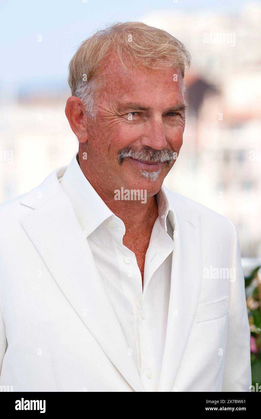 Kevin Costner poses at the photo call of 'Horizon An American Saga