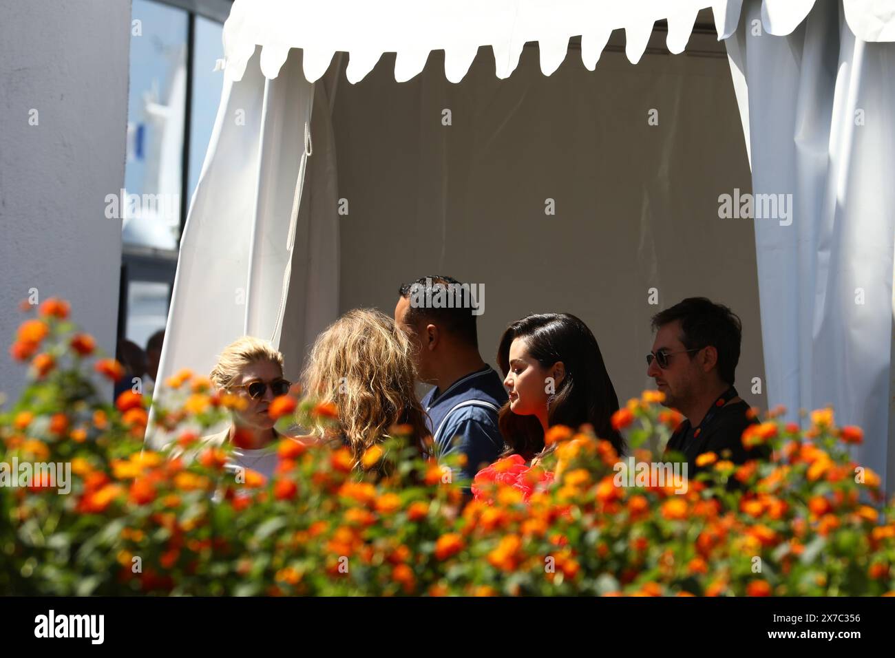 May 19, 2024, Cannes, Cote D'azur, France: SELENA GOMEZ arrives for the 'Emilia Perez' photocall at the 77th Annual Cannes Film Festival at Palais des Festivals in Cannes, France (Credit Image: © Mickael Chavet/ZUMA Press Wire) EDITORIAL USAGE ONLY! Not for Commercial USAGE! Stock Photo