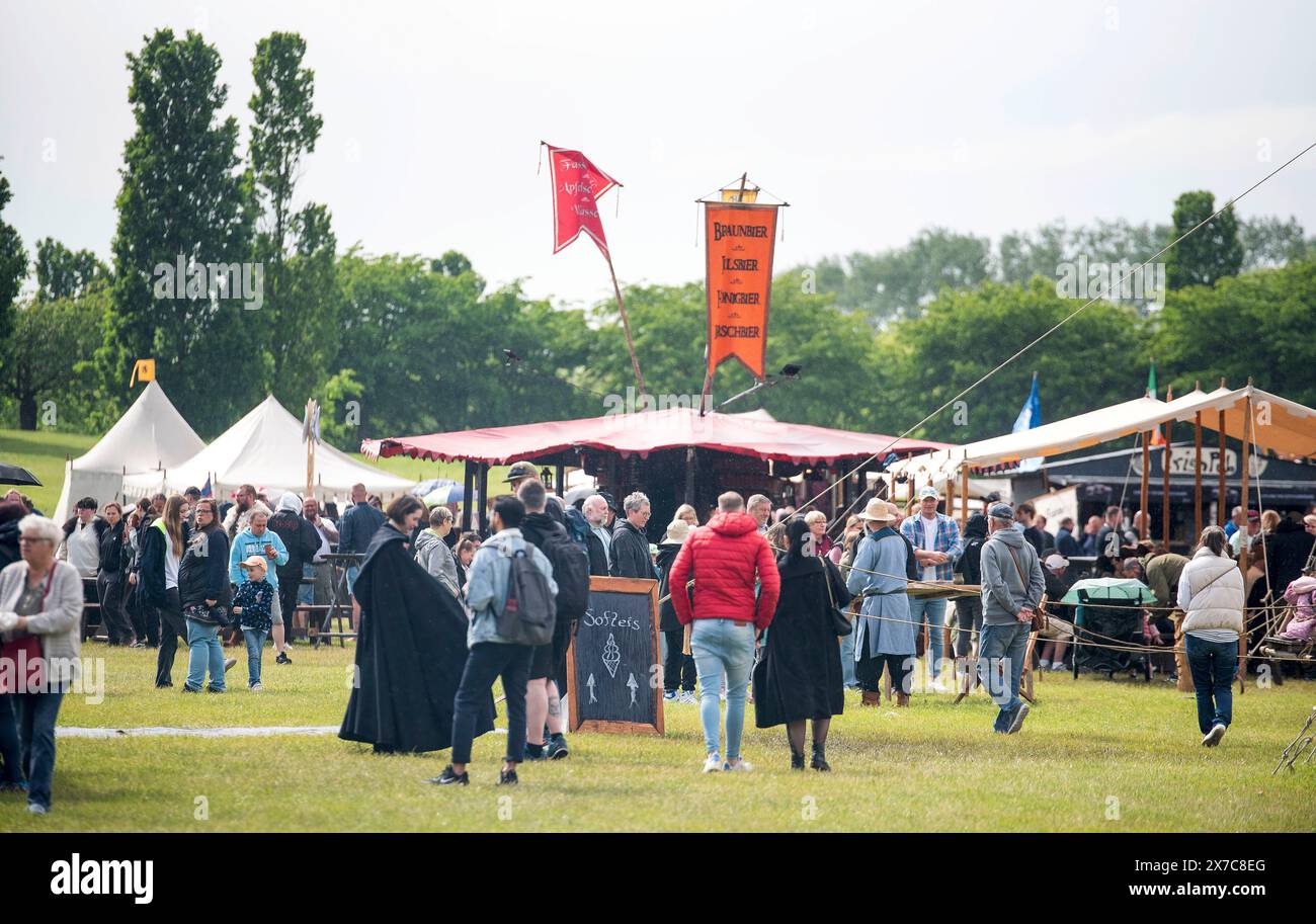 Activities market hires stock photography and images Alamy