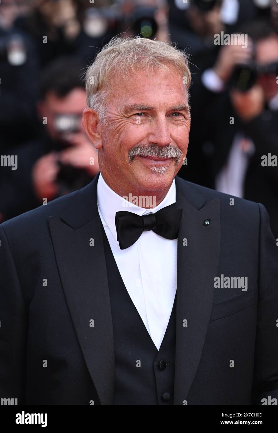Kevin Costner attends the Horizon An American Saga premiere during the