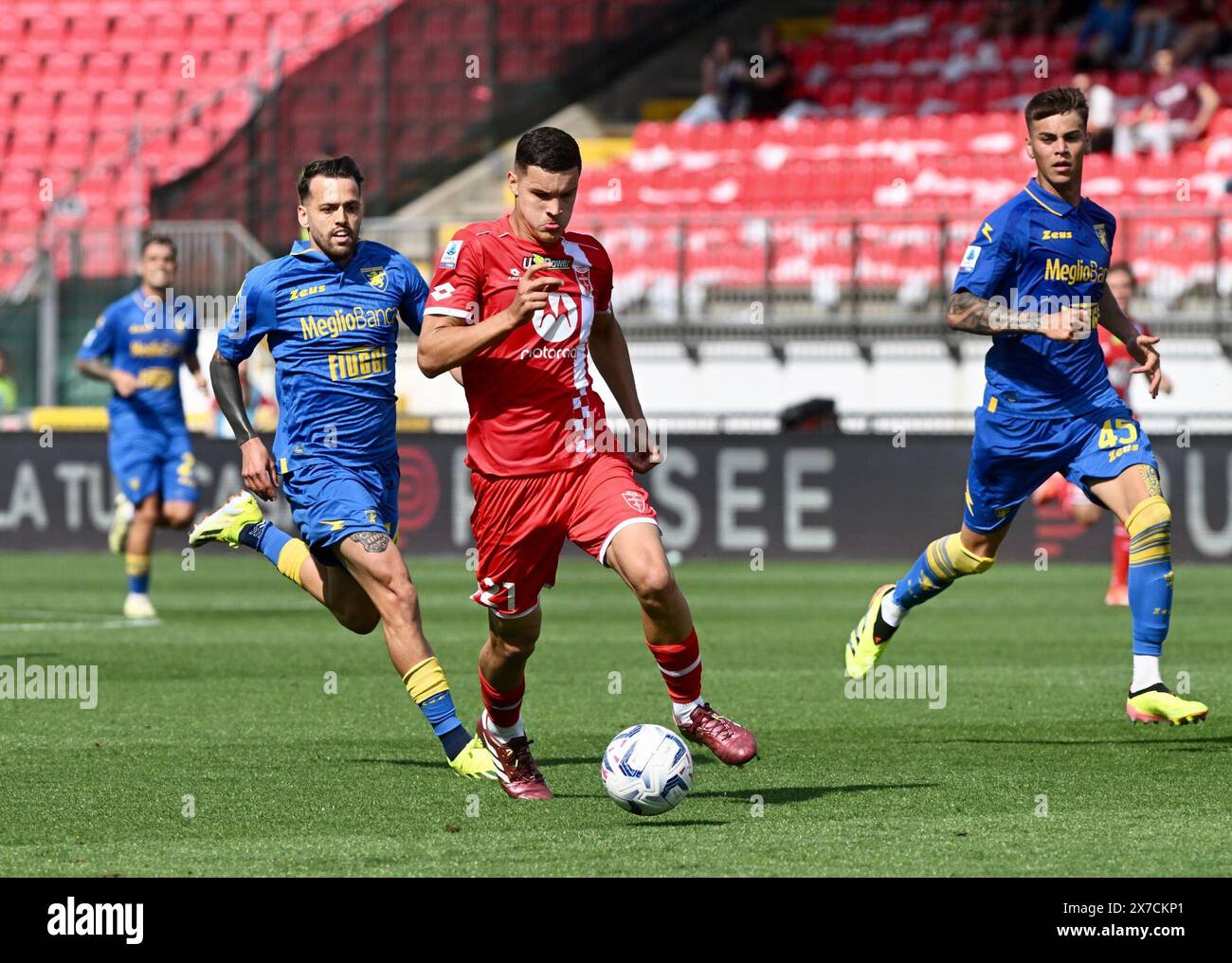Valentin carboni hi res stock photography and images Alamy