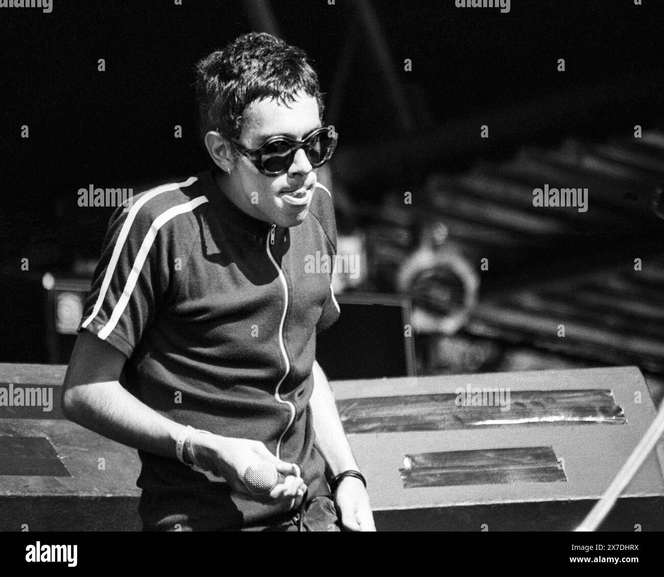 rick-witter-shed-seven-glastonbury-95-rick-witter-singer-of-shed