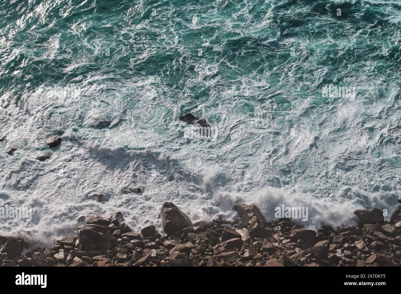 Sea waves foam on black hi-res stock photography and images - Alamy