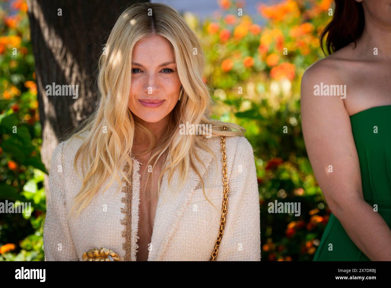 Cannes, France. 19th May, 2024. Sienna Miller during the photocall of the film ''Horizon: An American Saga'' at the 77th edition of the Cannes Film Festival in Cannes, southern France, on May 19, 2024. Credit: NurPhoto SRL/Alamy Live News Stock Photo