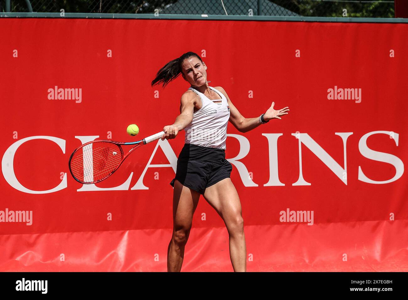Paris, France. 19th May, 2024. Emma Navarro (USA) in action during