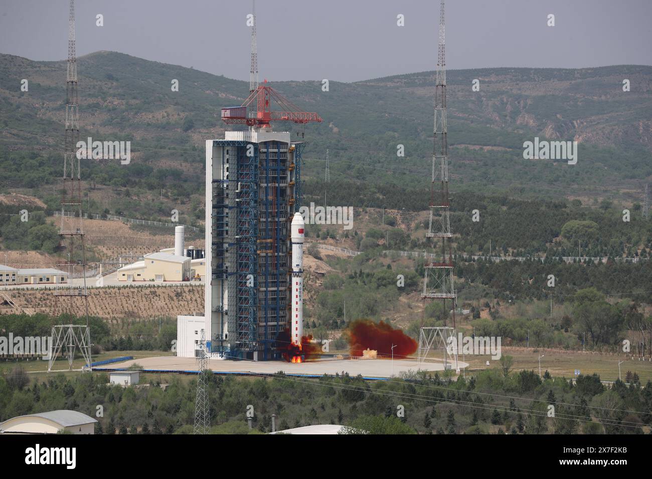Taiyuan. 20th May, 2024. A Long March-2D carrier rocket carrying four satellites blasts off from the Taiyuan Satellite Launch Center in north China's Shanxi Province, May 20, 2024. The rocket lifted off at 11:06 a.m. (Beijing Time) from the Taiyuan Satellite Launch Center in the northern province of Shanxi. The satellite constellation is coded Beijing-3C. Credit: Zheng Bin/Xinhua/Alamy Live News Stock Photo