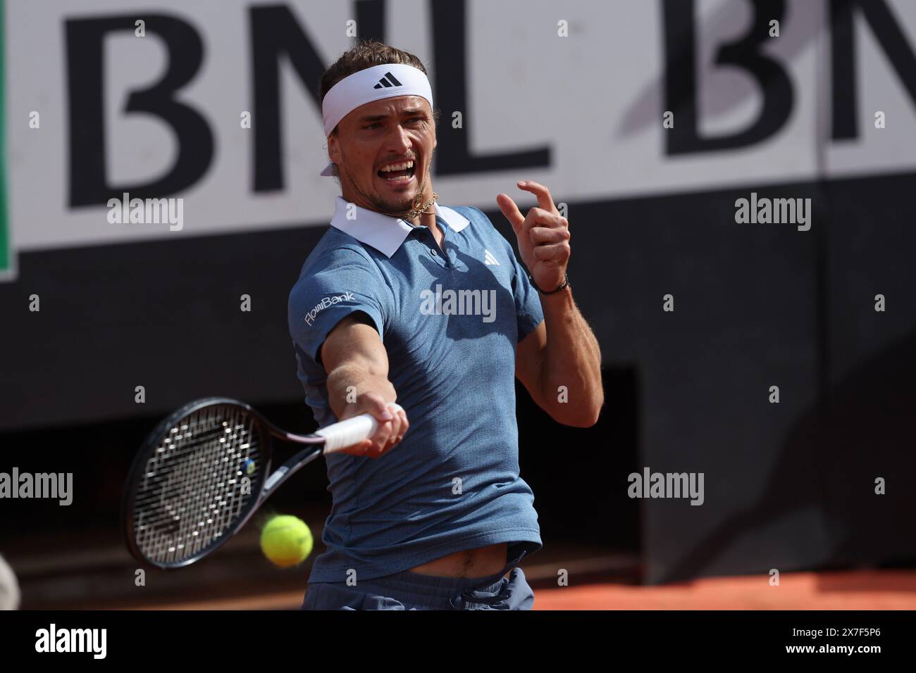 Rome Italy 19 05 2024 ALEXANDER ZVEREV VS NICOLAS JARRY CHILE 
