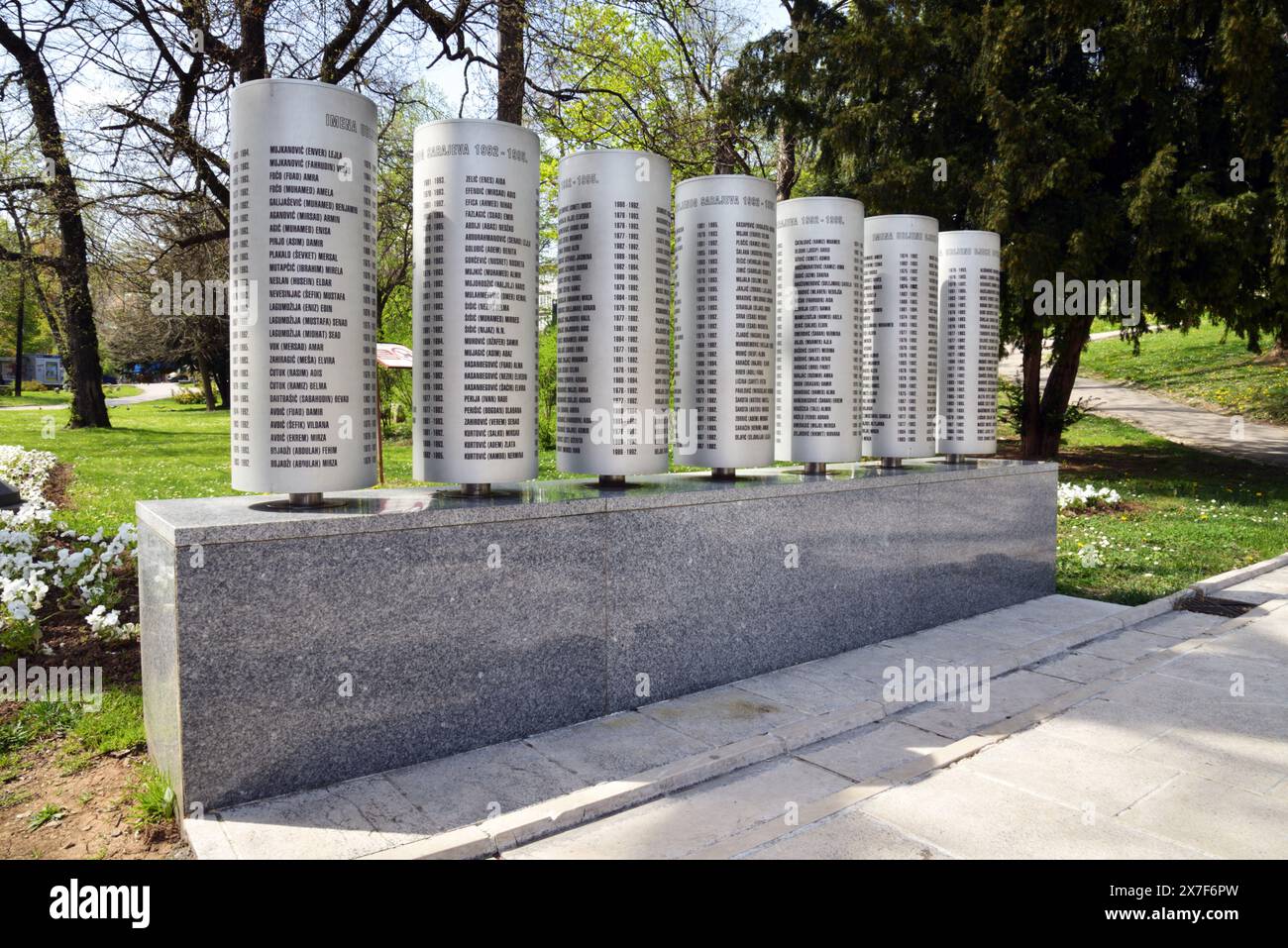 Children tragedy hi-res stock photography and images - Alamy