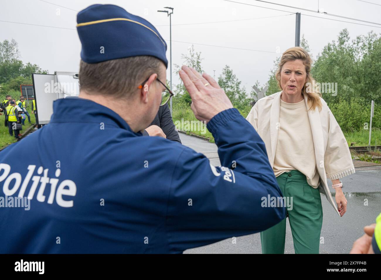 Antwerp, Belgium. 20th May, 2024. Interior Minister Annelies Verlinden is saluted by police as she arrives at the Antwerp Police Zone, the Federal Police, the Social Intelligence and Investigation Service SIOD and the European Labor Authority ELA are organizing a large-scale heavy transport inspection action under the leadership of the labor auditor, with a focus on the employment conditions of truck drivers, in Antwerp, Monday 20 May 2024. BELGA PHOTO JONAS ROOSENS Credit: Belga News Agency/Alamy Live News Stock Photo