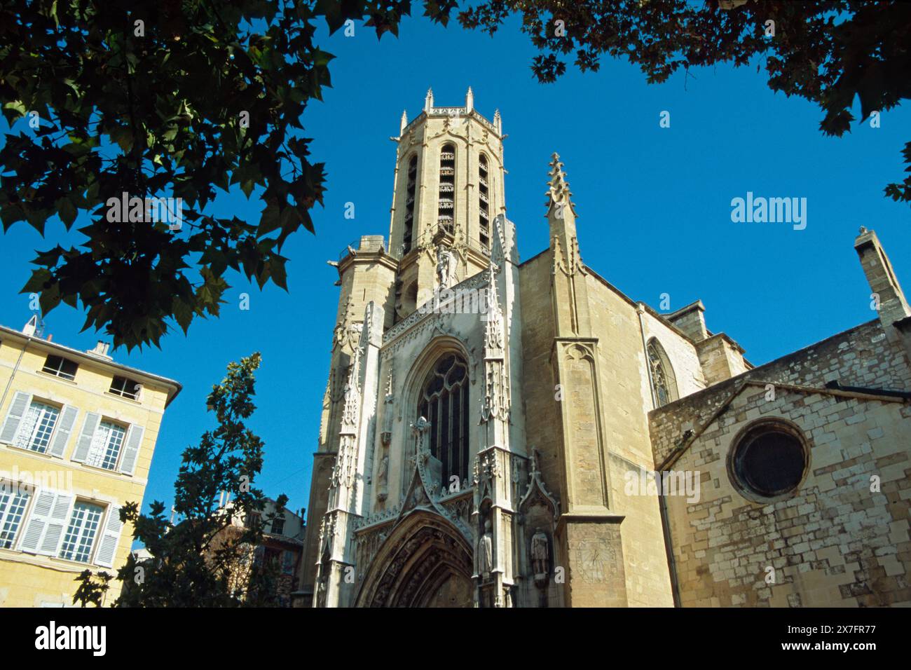 St saveur cathedral aix hi-res stock photography and images - Alamy