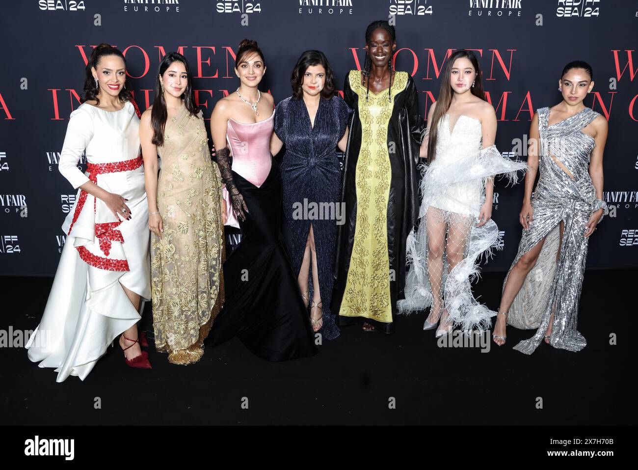 Designer-24, image size:1300x957