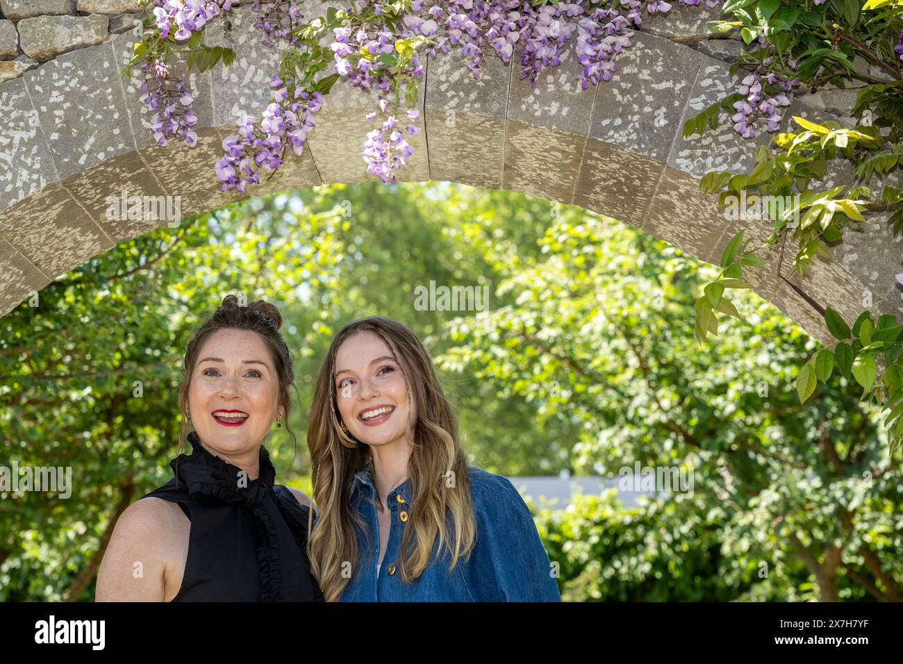 London, UK.  20 May 2024. Bridgerton actresses (L) Ruth Gemmell and Hannah Dodd at The Bridgerton Garden, designed by Holly Johnston on Members’ day of the RHS Chelsea Flower Show in the grounds of the Royal Hospital Chelsea.  The show runs to 25 May 2024.  Credit: Stephen Chung / Alamy Live News Stock Photo