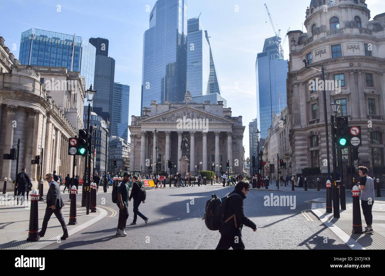 London, UK. 9th May 2024. Exterior view of the Bank of England and the Royal Exchange ahead of the interest rate decision. The BOE is expected to leave interest rates unchanged once again. Credit: Vuk Valcic/Alamy Stock Photo