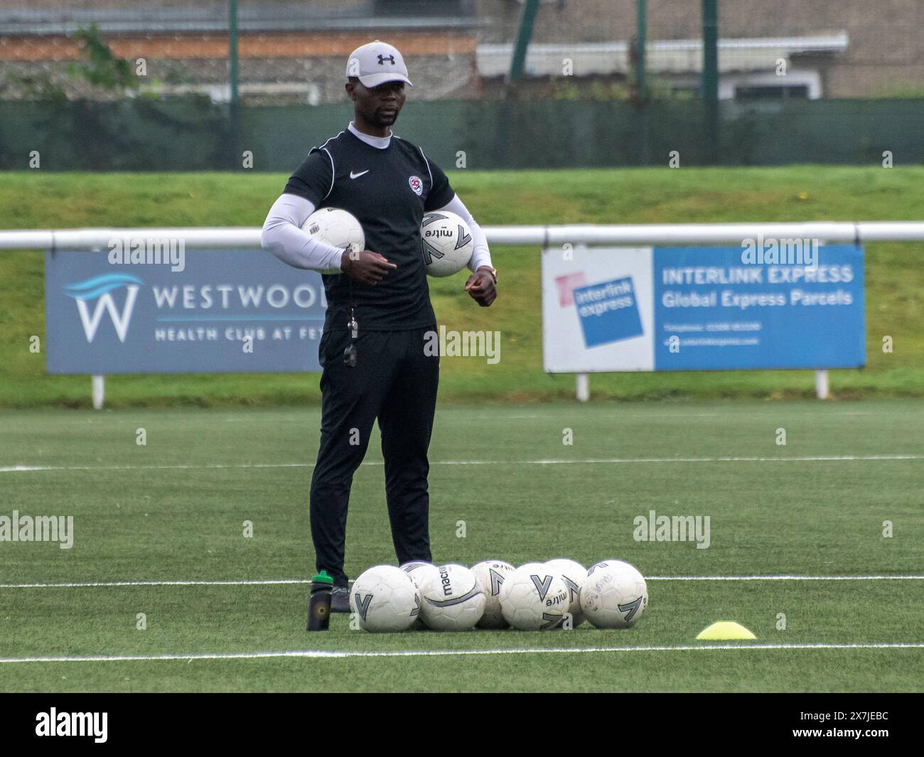 Edinburgh, Scotland, UK. 20th September 2021: Young players getting coached at Ainslie Park in Edinburgh. Stock Photo