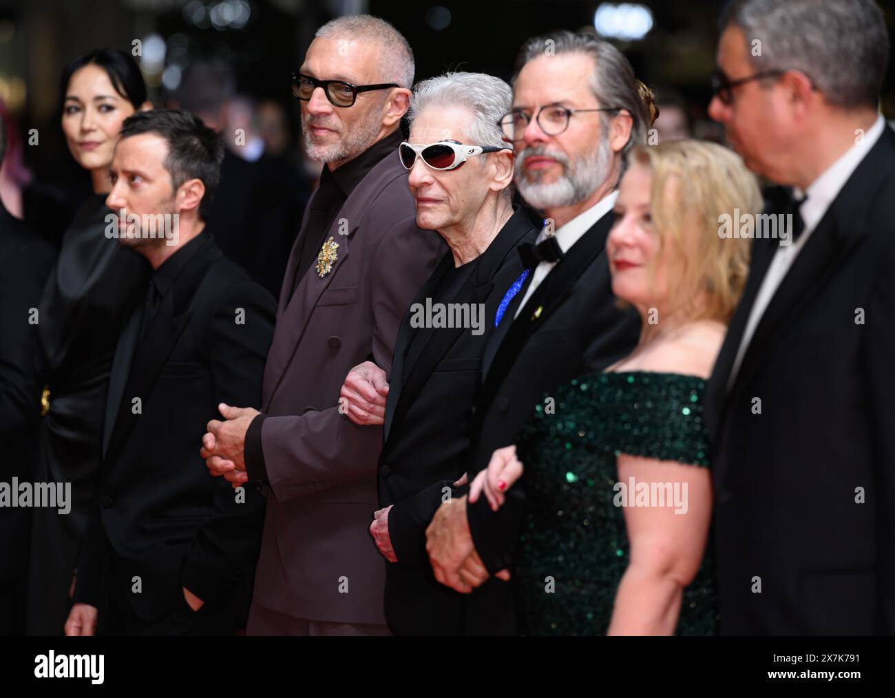 Holt sandrine hi-res stock photography and images - Page 2 - Alamy, image size:1300x1014