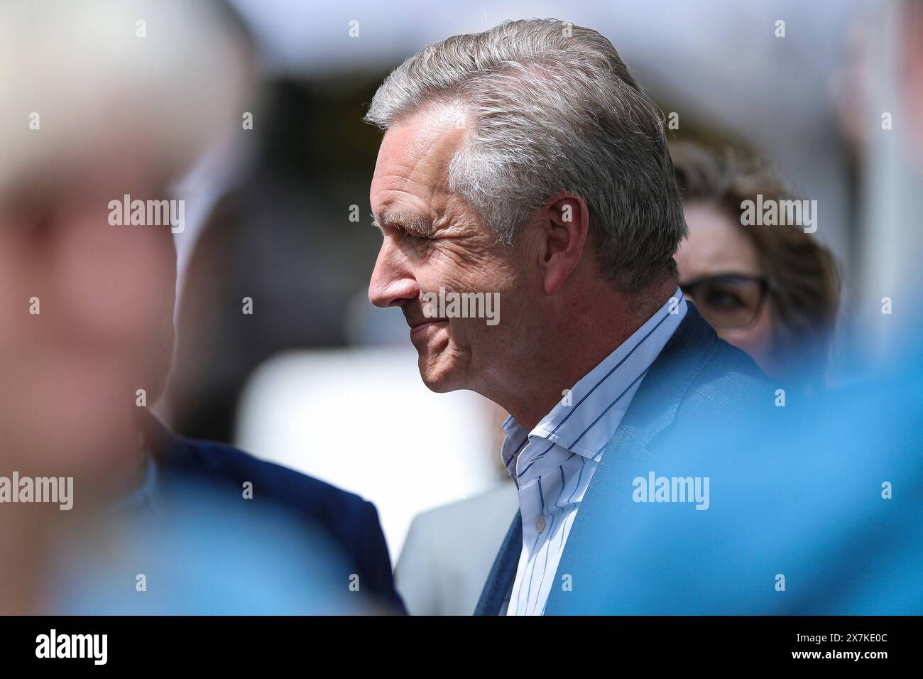 20.05.2024, Hannover, Galopprennsport, Pferderennbahn Neue Bult, Der ehemalige Bundespräsident der Bundesrepublik Deutschland und Ministerpräsident Christian Walter Wilhelm Wulff zu Besuch beim Pferderennen Niedersachsen Deutschland *** 20 05 2024, Hanover, Horse racing, Neue Bult racecourse, The former President of the Federal Republic of Germany and Prime Minister Christian Walter Wilhelm Wulff visits the Lower Saxony horse race in Germany Stock Photo