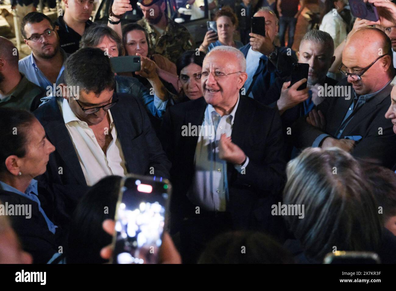 Italy: Campi Flegrei, bradisismo The mayor of pozzuoli Luigi Manzoni, the president of the region of campania and the head of the civil protection of campania Giulivo Italo in the street among the citizens after the earthquake tremors, near Naples, southern Italy, 20 May 2024. The tremor that occurred at 8.10pm with epicentre in the Campi Flegrei was of magnitude 4.4. This was reported by the National Institute of Geophysics and Volcanology, according to which the depth of the quake was three kilometres. ABP01451 Copyright: xAntonioxBalascox Stock Photo