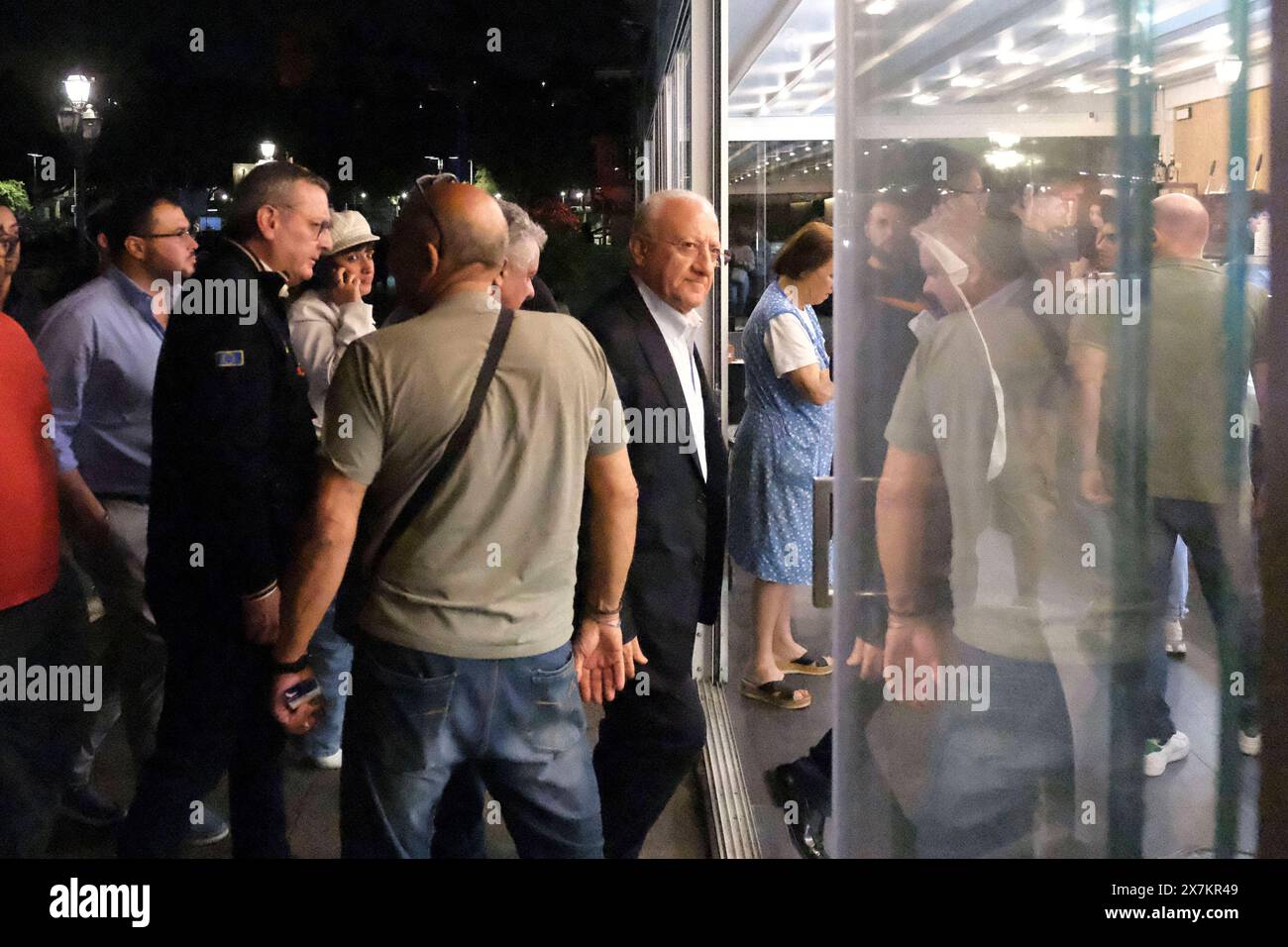 Italy: Campi Flegrei, bradisismo The mayor of pozzuoli Luigi Manzoni, the president of the region of campania and the head of the civil protection of campania Giulivo Italo in the street among the citizens after the earthquake tremors, near Naples, southern Italy, 20 May 2024. The tremor that occurred at 8.10pm with epicentre in the Campi Flegrei was of magnitude 4.4. This was reported by the National Institute of Geophysics and Volcanology, according to which the depth of the quake was three kilometres. ABP01377 Copyright: xAntonioxBalascox Stock Photo