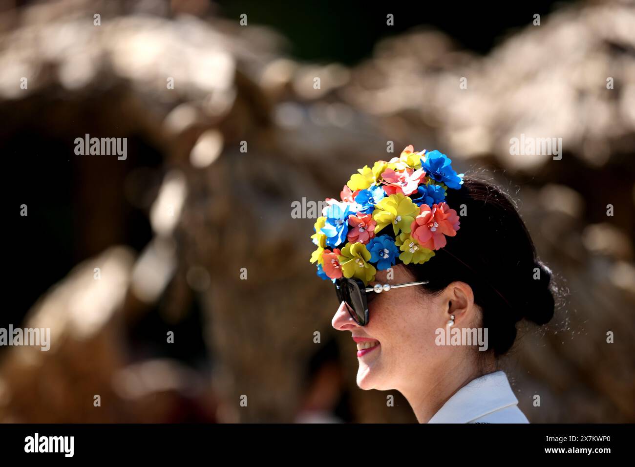 London, Britain. 20th May, 2024. A woman attends the Royal Horticultural Society (RHS) Chelsea Flower Show during the press day in London, Britain, on May 20, 2024. The annual RHS Chelsea Flower Show will open here on May 21. Credit: Li Ying/Xinhua/Alamy Live News Stock Photo