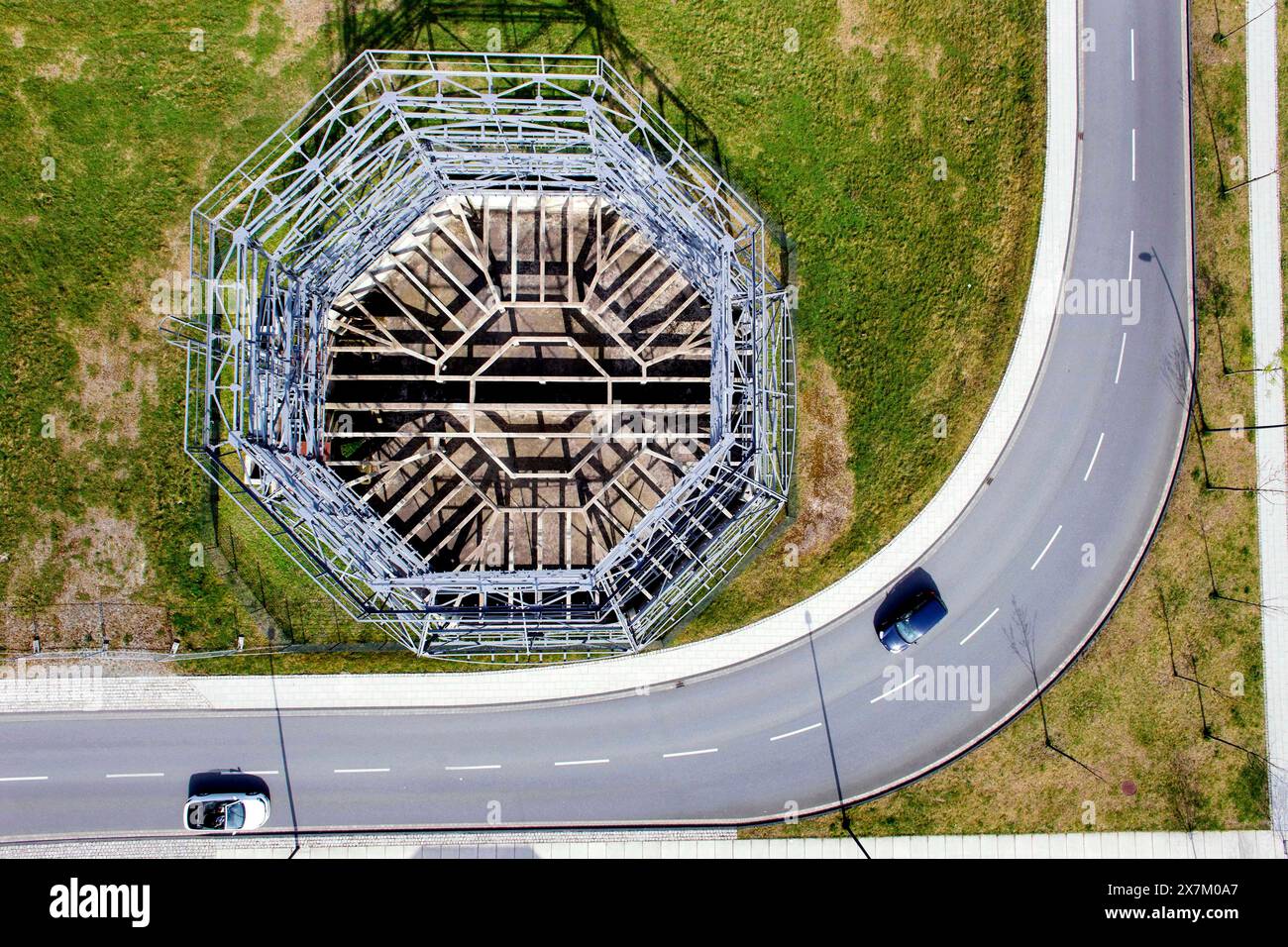 Steel skeleton of a cooling tower on the Phoenix West site in Dortmund. Following the closure of the blast furnace plant, which last belonged to Stock Photo