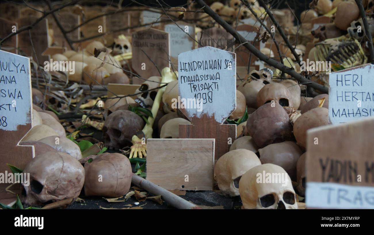 Jakarta, Jakarta, Indonesia. 21st May, 2024. Located at Jalan Diponegoro No. 72, Central Jakarta, Exponent 98 commemorates 26 years of reform in a photo exhibition and art installation (Credit Image: © Denny Pohan/ZUMA Press Wire) EDITORIAL USAGE ONLY! Not for Commercial USAGE! Stock Photo