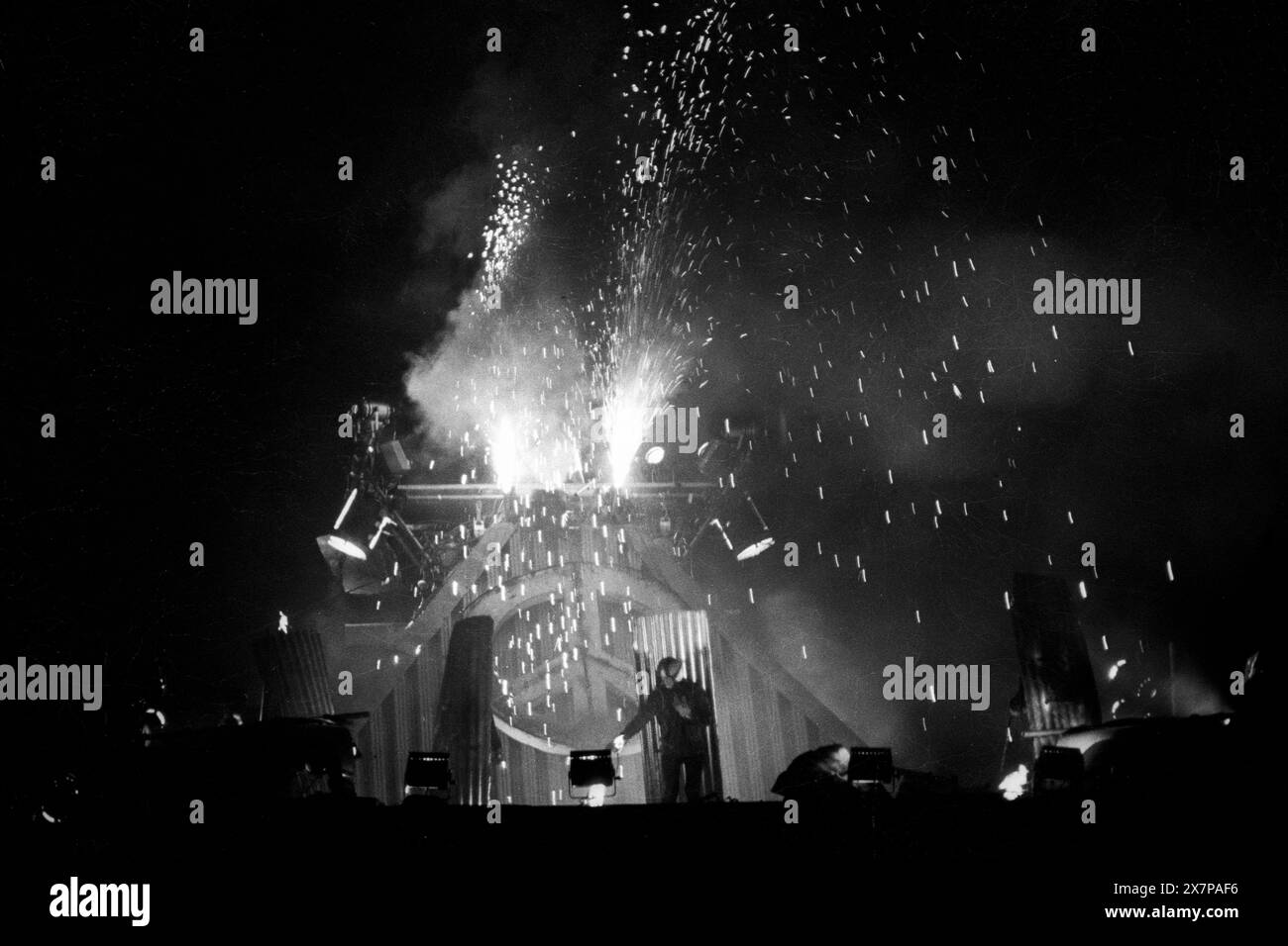 ARCHAOS CIRCUS GROUP, GLASTONBURY 90: Contemporary French circus group