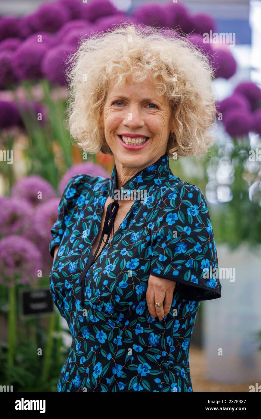 RHS Ambassador, Gardener, and public speaker, Sue Kent at the RHS Chelsea Flower Show. She was born with arms 8 inches long and seven fingers. Stock Photo