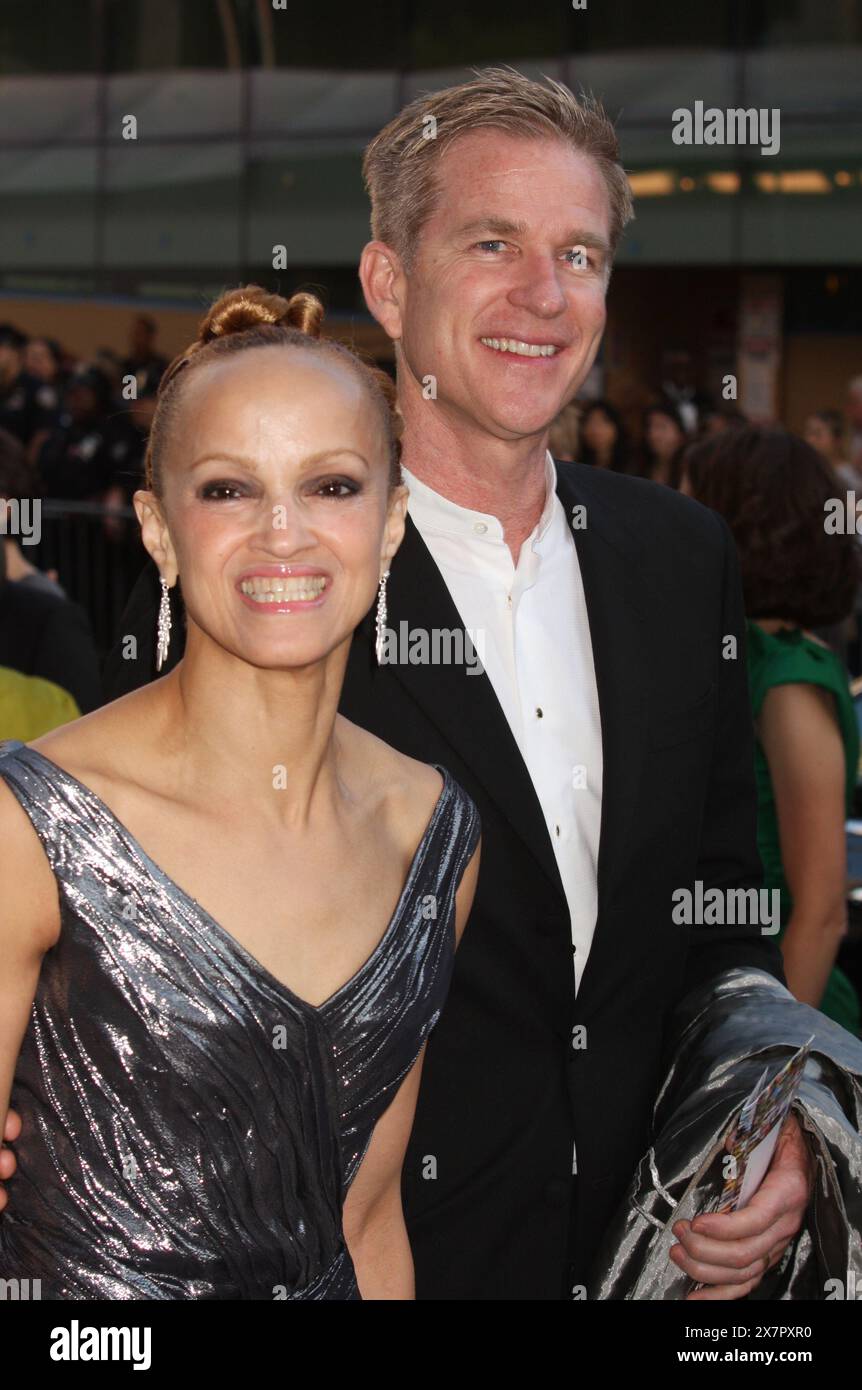 Matthew Modine and wife Caridad Rivera attend The 2010 CFDA Fashion ...