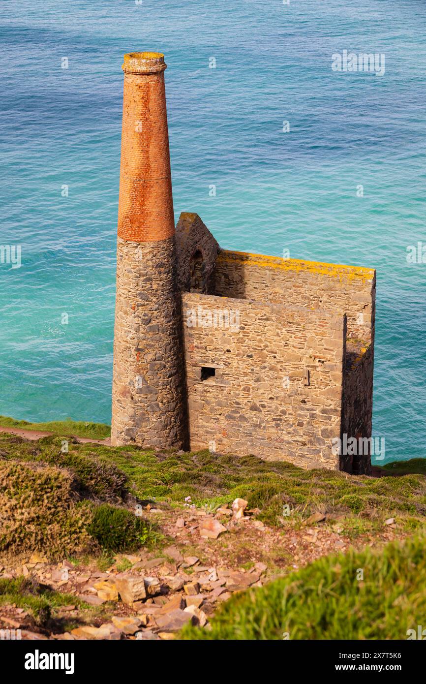 Ruins of Wheal Coates tin mine, Cornwall, West Country, England Stock Photo