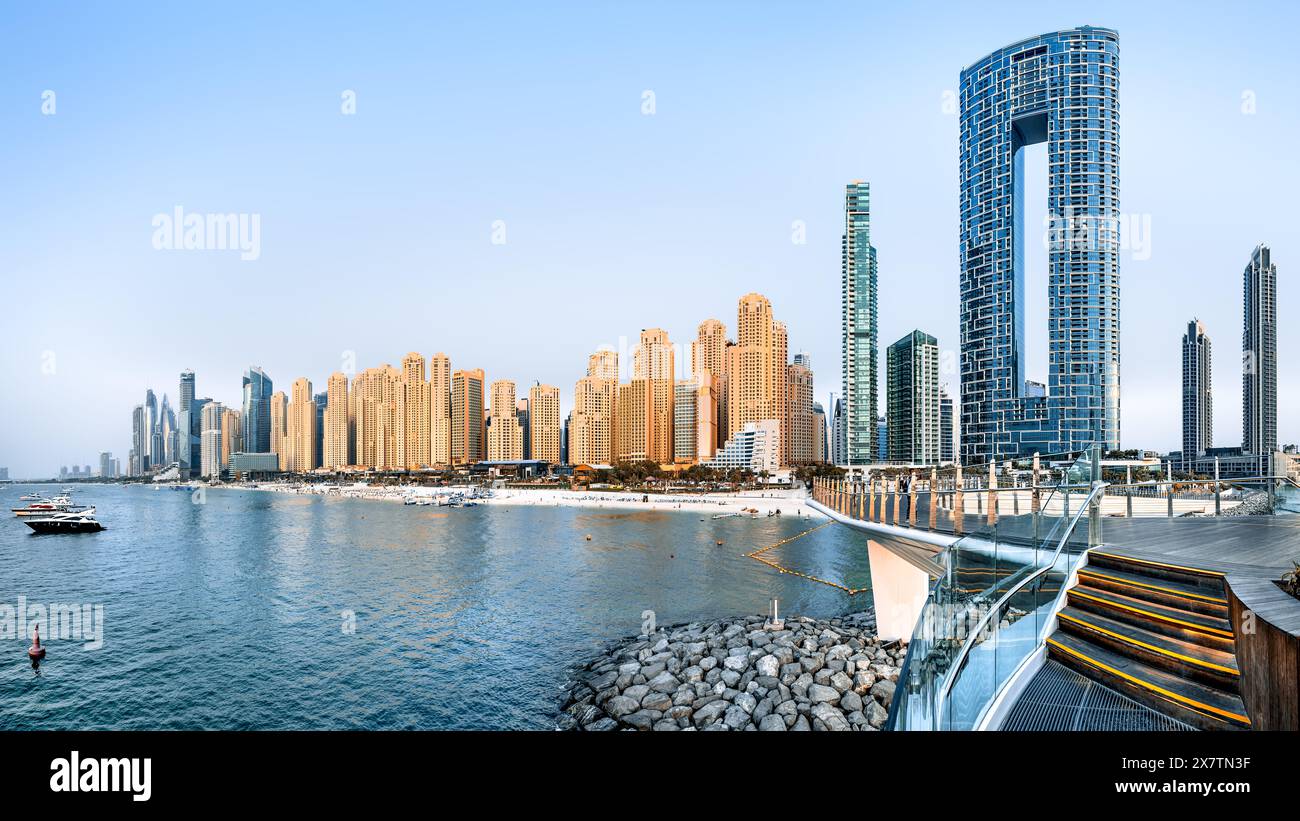 the skyline of jumeirah beach, dubai Stock Photo