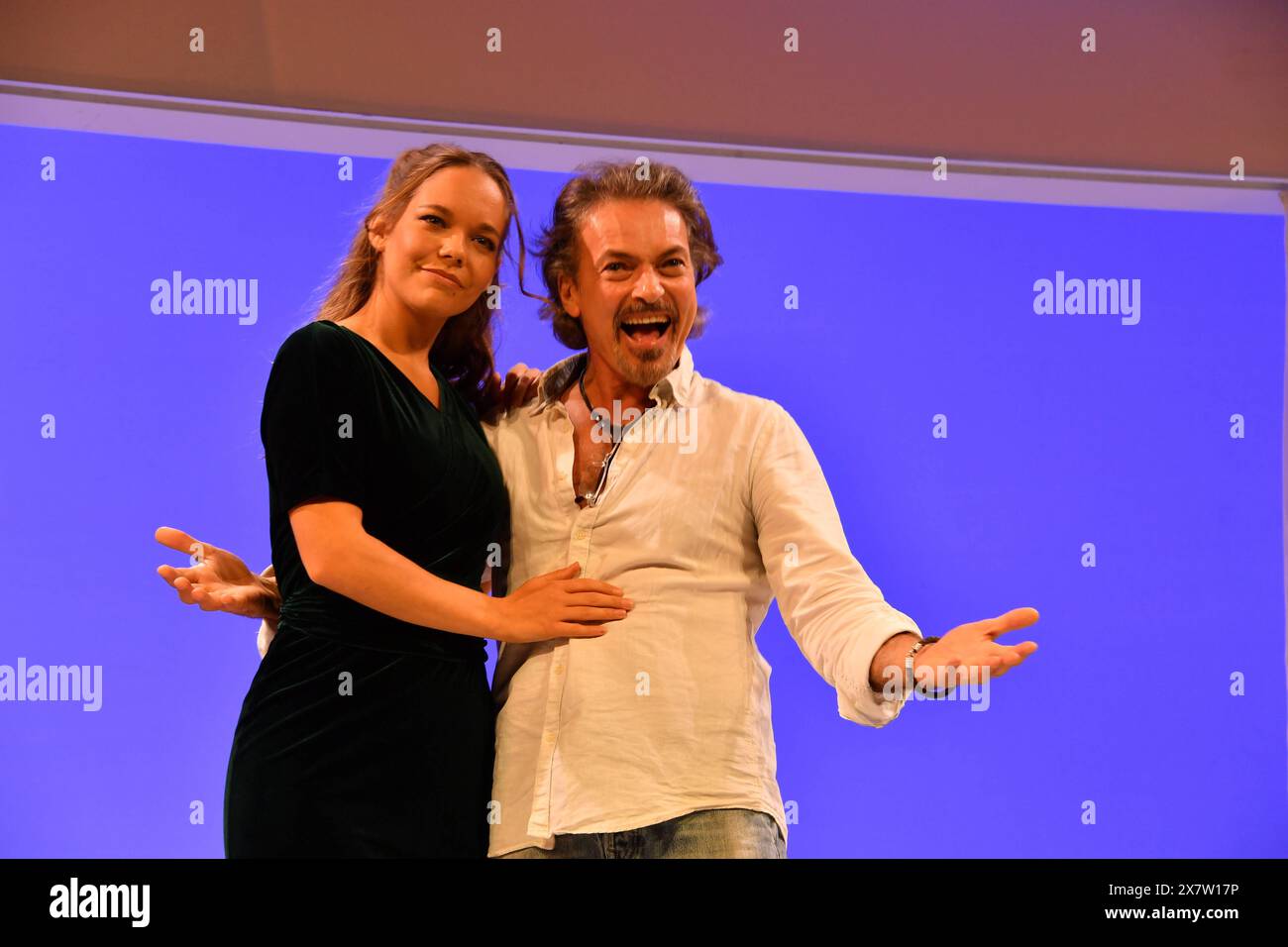 Mia Geese und Pascal Breuer / Fotoprobe / Die Kehrseite der Medaille
