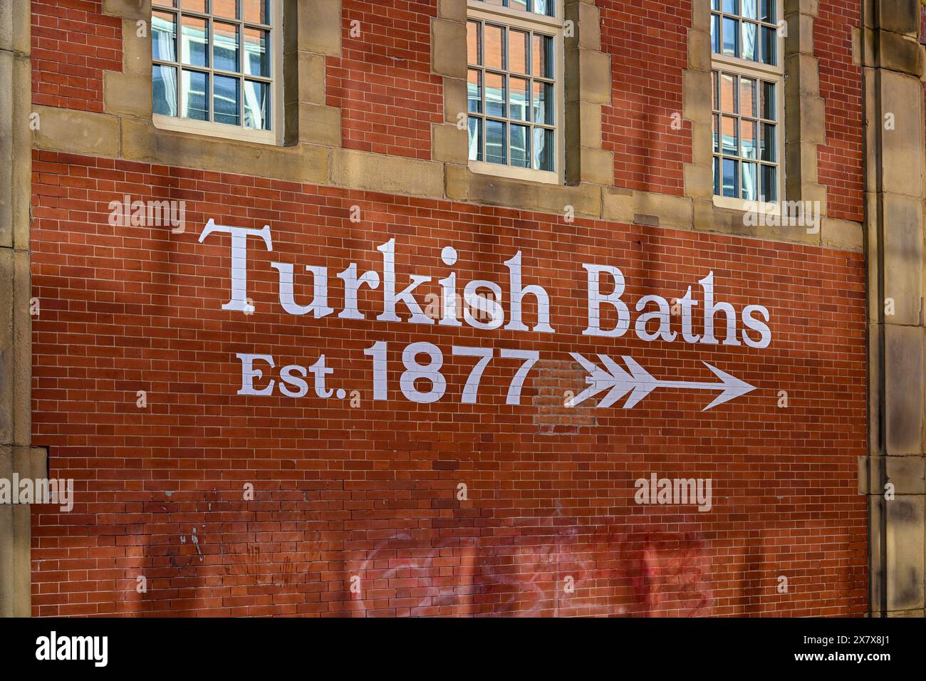Pointing the way to Turkish Baths, Sheffield, England, U.K Stock Photo