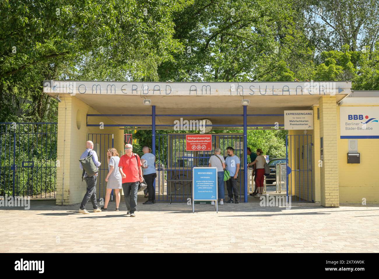 sommerbad am insulaner - berliner bäder