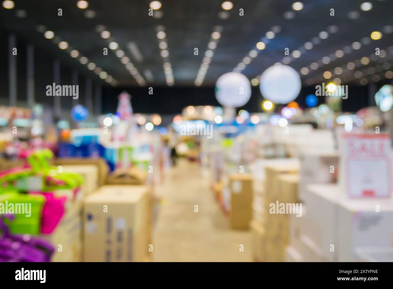 Hardware store interior hi-res stock photography and images - Alamy