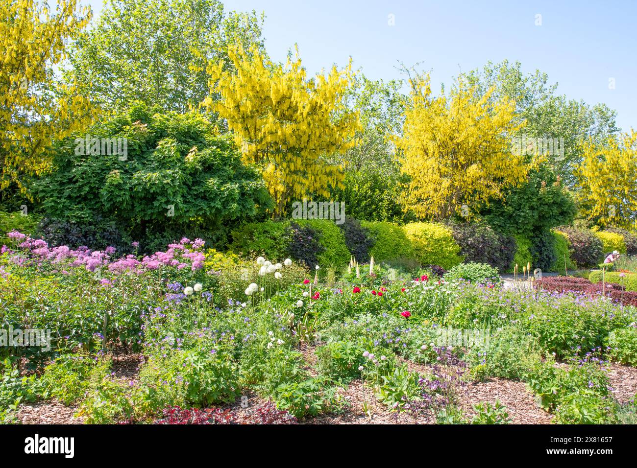 The June Garden at Breezy Knees Gardens Stock Photo