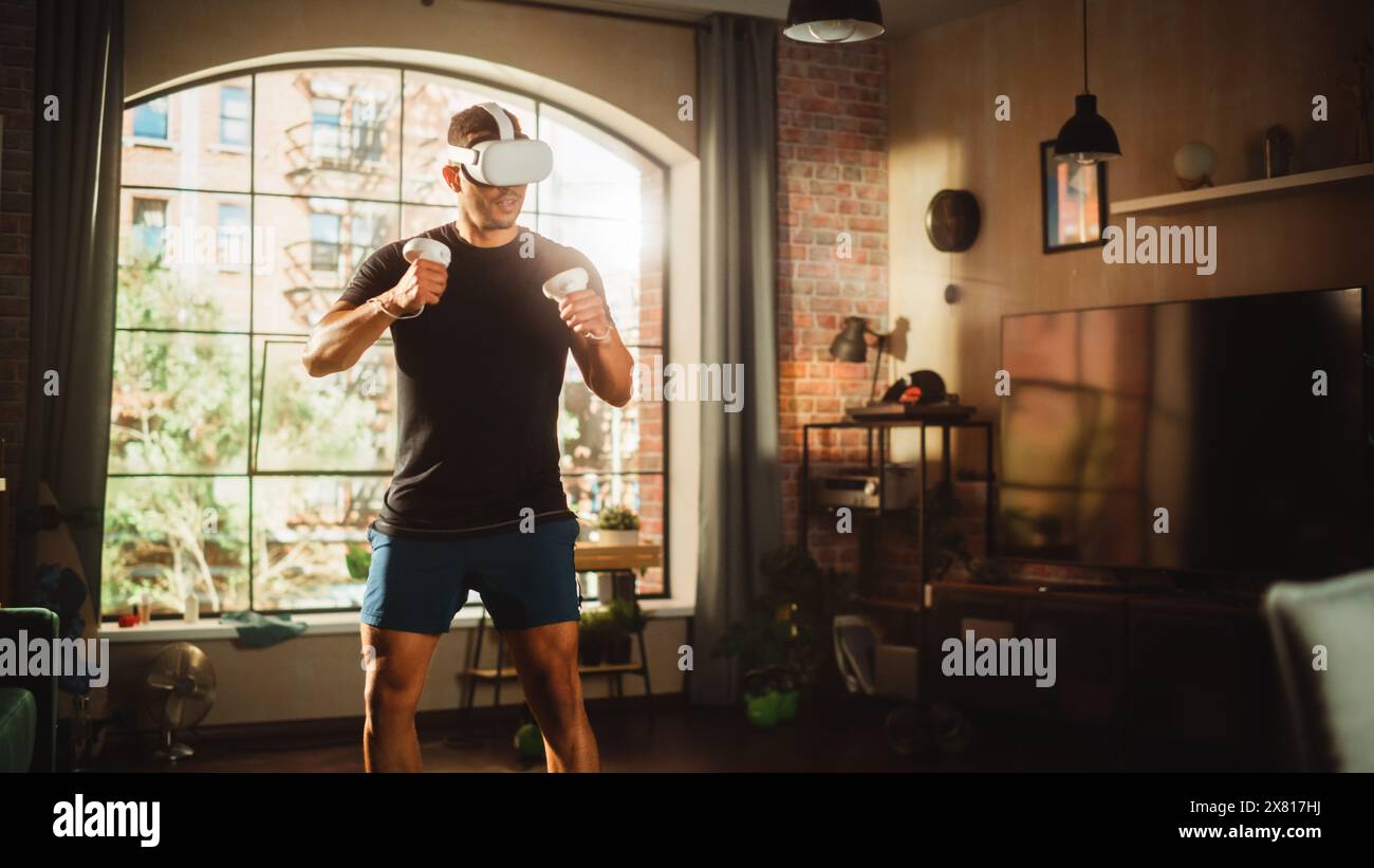 Man boxing gym using vr hi-res stock photography and images - Alamy