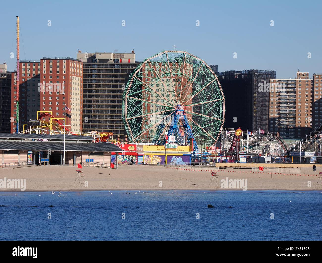 Empty coney island amusement park hi-res stock photography and images ...