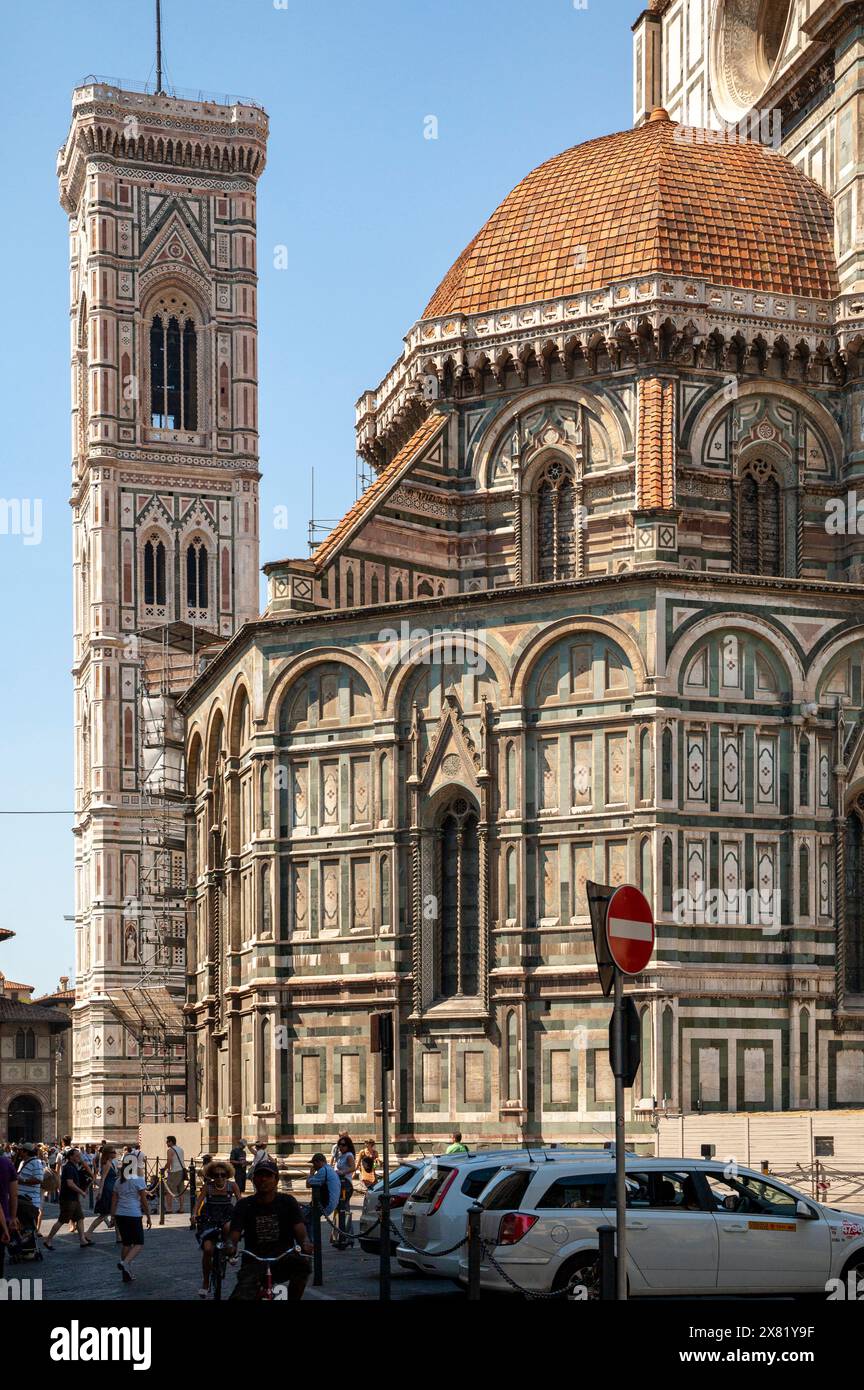 Gothic architecture in florence hi-res stock photography and images - Alamy