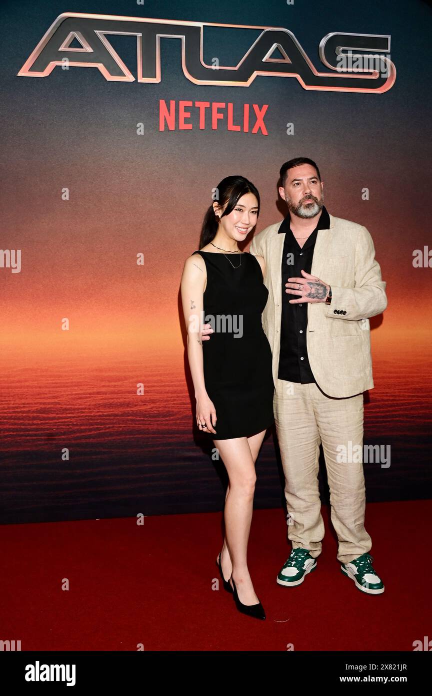 Director Brad Peyton Attends the red carpet of Atlas fan event at Toreo