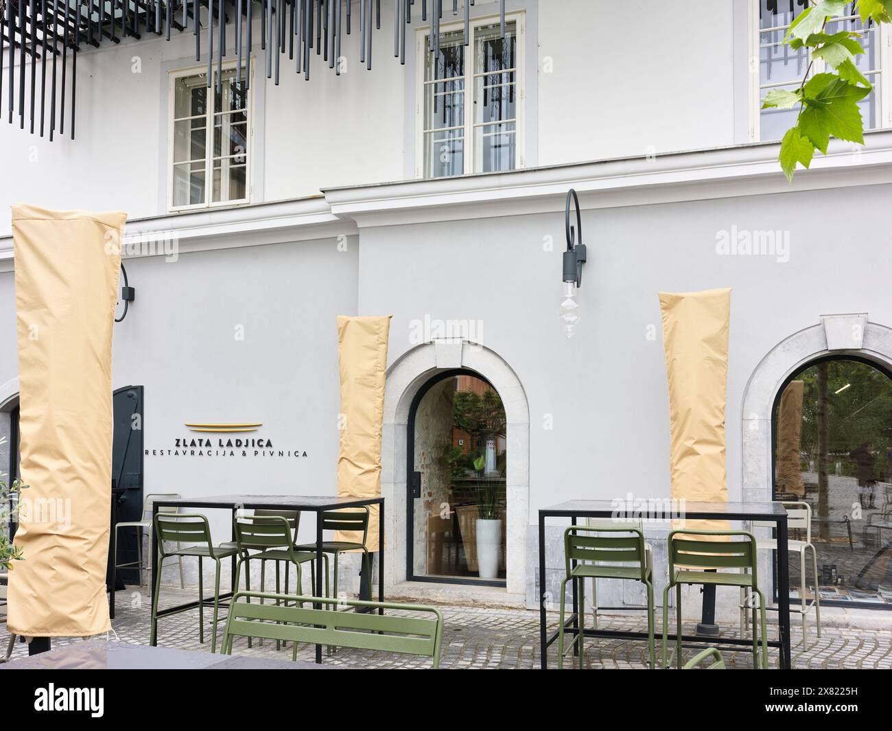 Zlata Ladjica hotel and restaurant, Ljubljana, Slovenia. Stock Photo