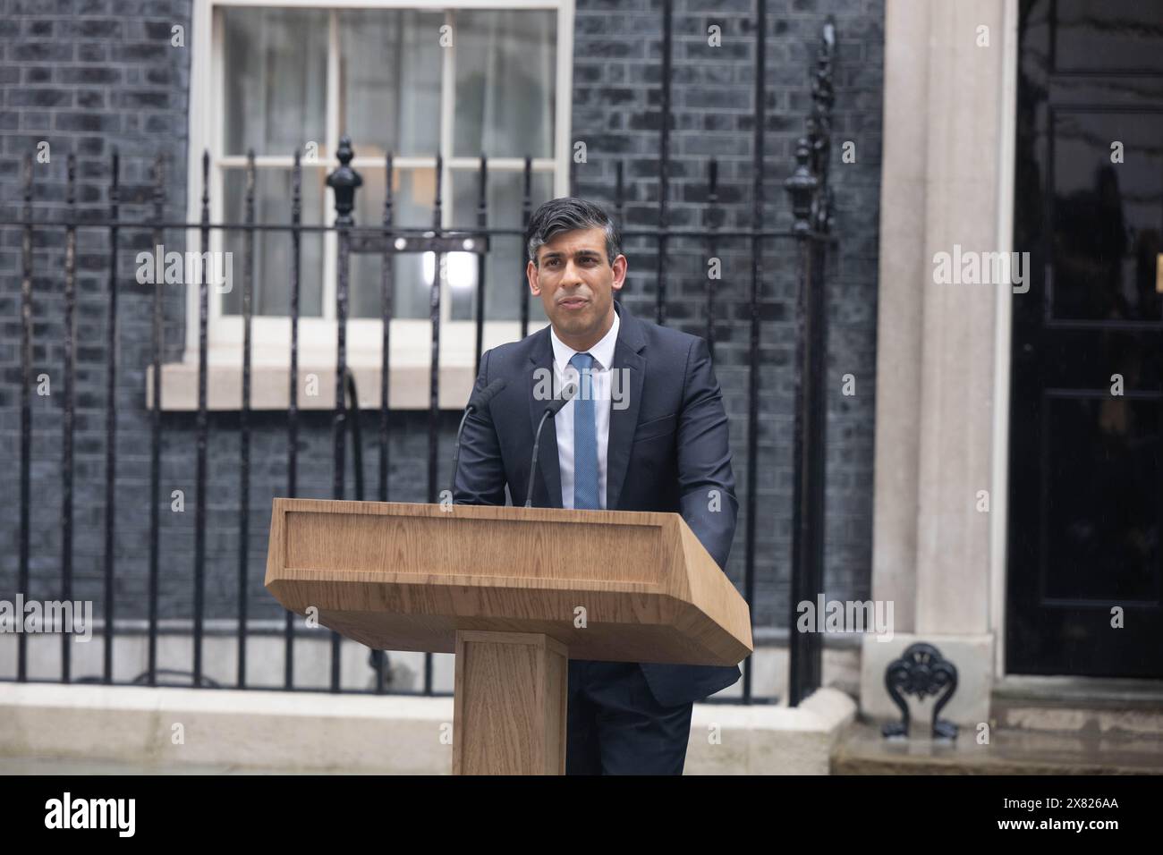 London, UK. 22nd May, 2024. Rishi Sunak, Prime Minister, announces a general election on the 4th July 2024 outside 10 Downing Street London uk Credit: Ian Davidson/Alamy Live News Stock Photo