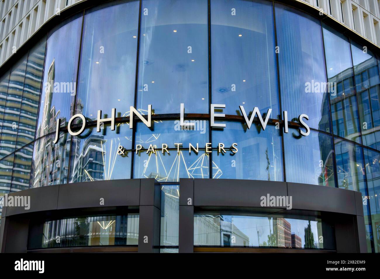 John Lewis Partners, Westfield Shopping Centre, Wood Lane, Borough of
