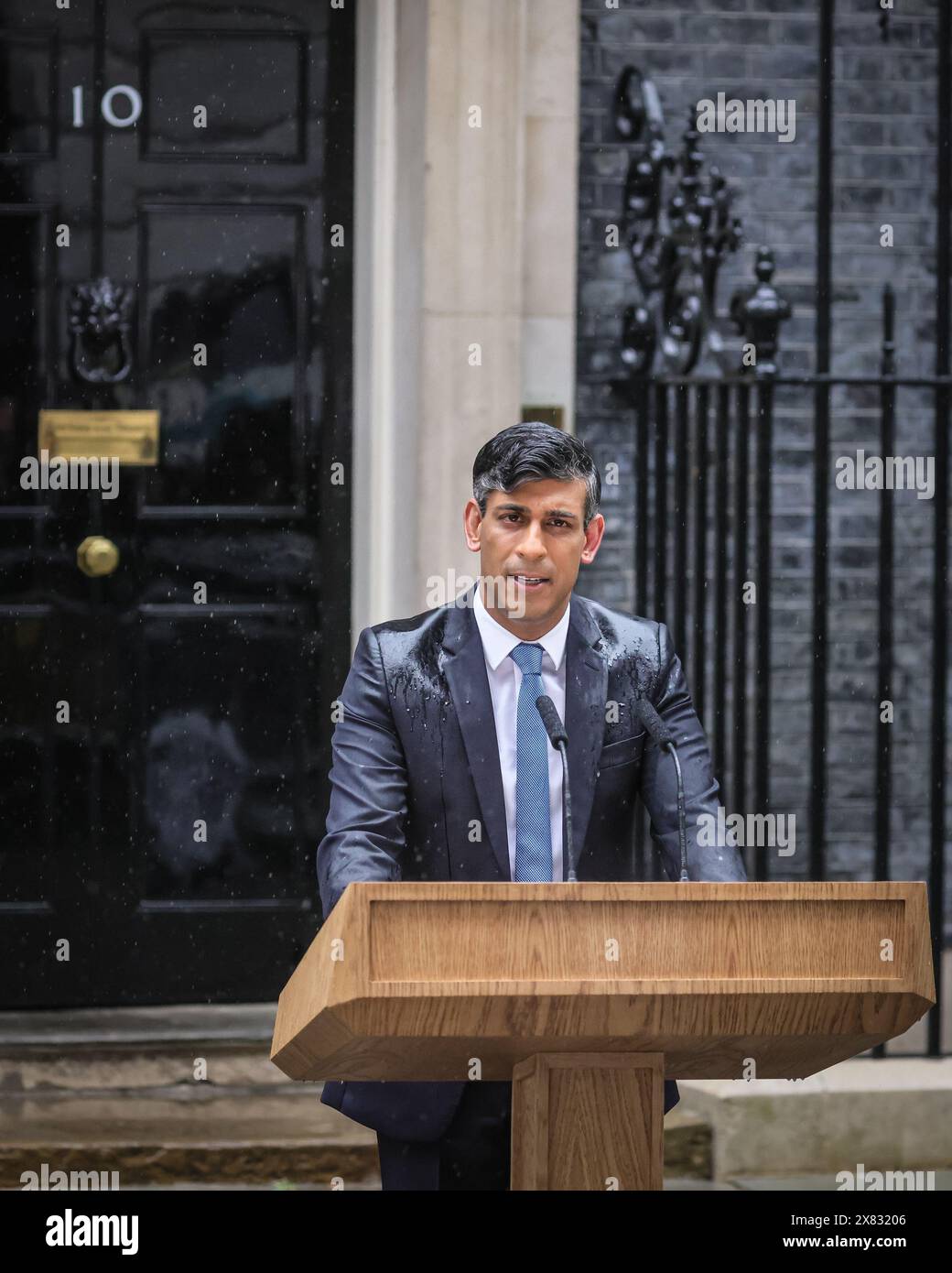 London, UK. 22nd May, 2024. Rishi Sunak, Prime Minister of the United Kingdom, announces the date for the next general election to be the 4th of July 2024 with a speech from a lectern outside 10 Downing Street in London this afternoon Credit: Imageplotter/Alamy Live News Stock Photo
